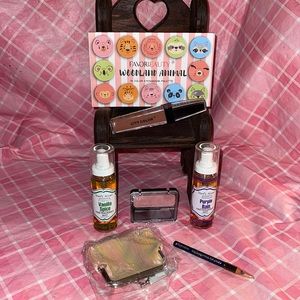 🎈SALE🎈🎀#16.MAKEUP BUNDLE🎀